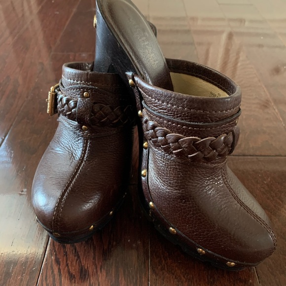 Michael Kors Clogs - Picture 4 of 6